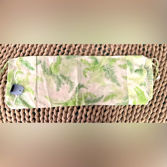 New D. Porthault Paris printed neck roll pillowcase w/ green leaves on white - Picture 2 of 5